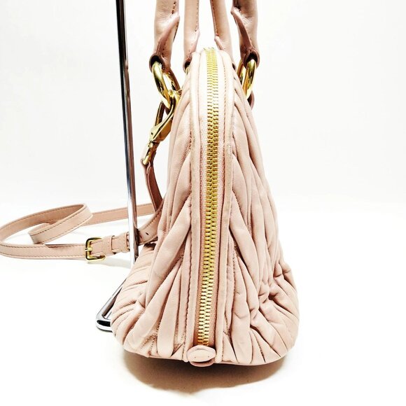 Authentic Miu Miu Matelasse Pink Leather Hand Bag mon780-111025 - Picture 3 of 16